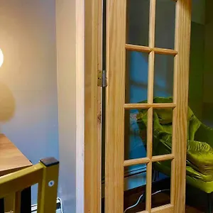 https://cozy-luxury-studio-staycation-brooklyn-close-to-train.us-newyorkcity.com