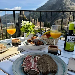 https://villa-casa-shanti.es-andalucia.com
